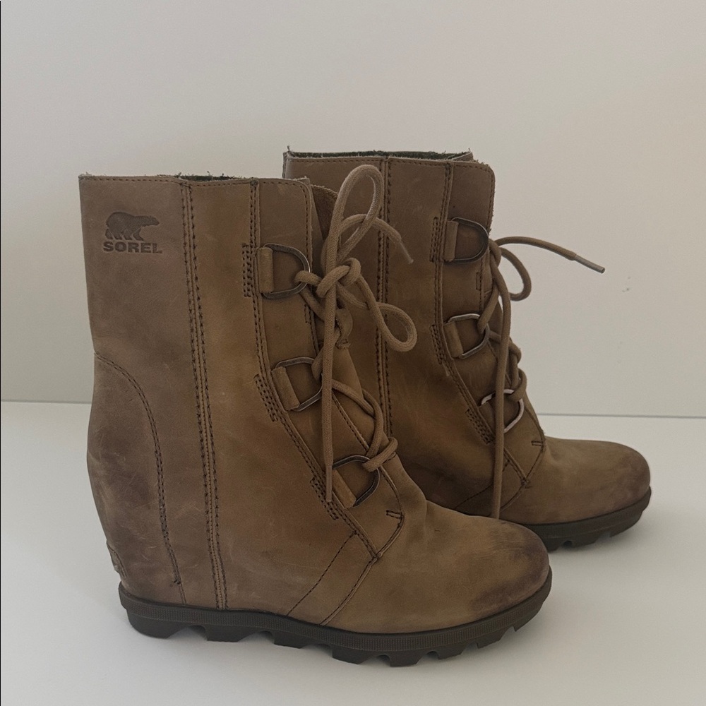 Sorel Women's Brown Lace-Up Wedge Boots